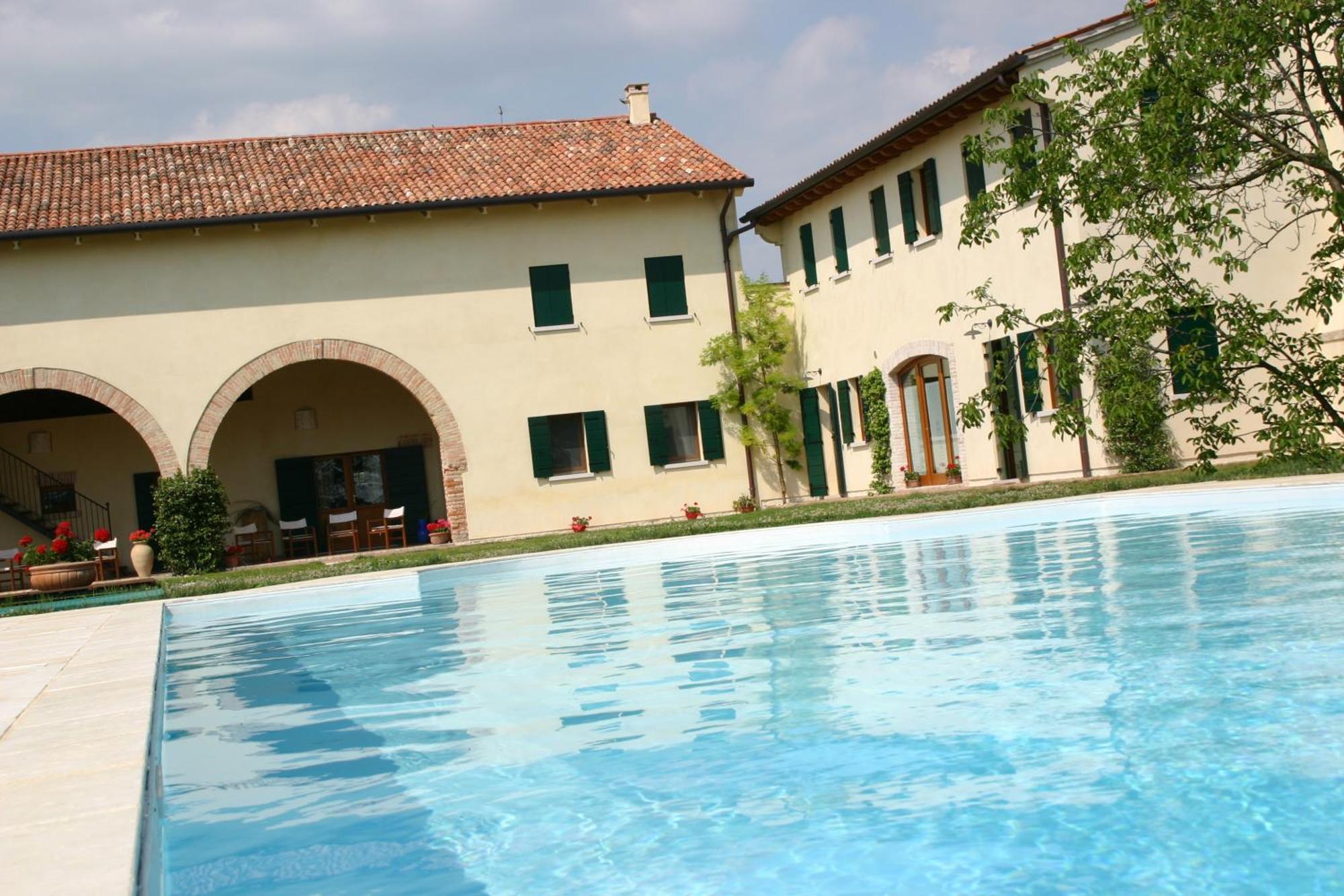 Il Rifugio Del Poeta Guest House San Biagio di Callalta Luaran gambar